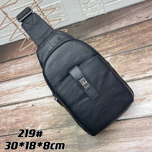 スーパーコピーブランドバッグ正面デザイン